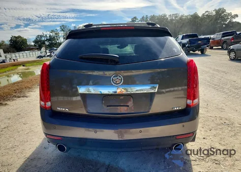 2015 Cadillac Srx Luxury Collection z USA, uszkodzony, nr VIN 3GYFNBE3XFS609392